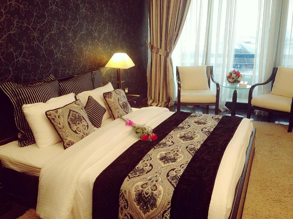 Abjad Grand Hotel Dubai Buitenkant foto