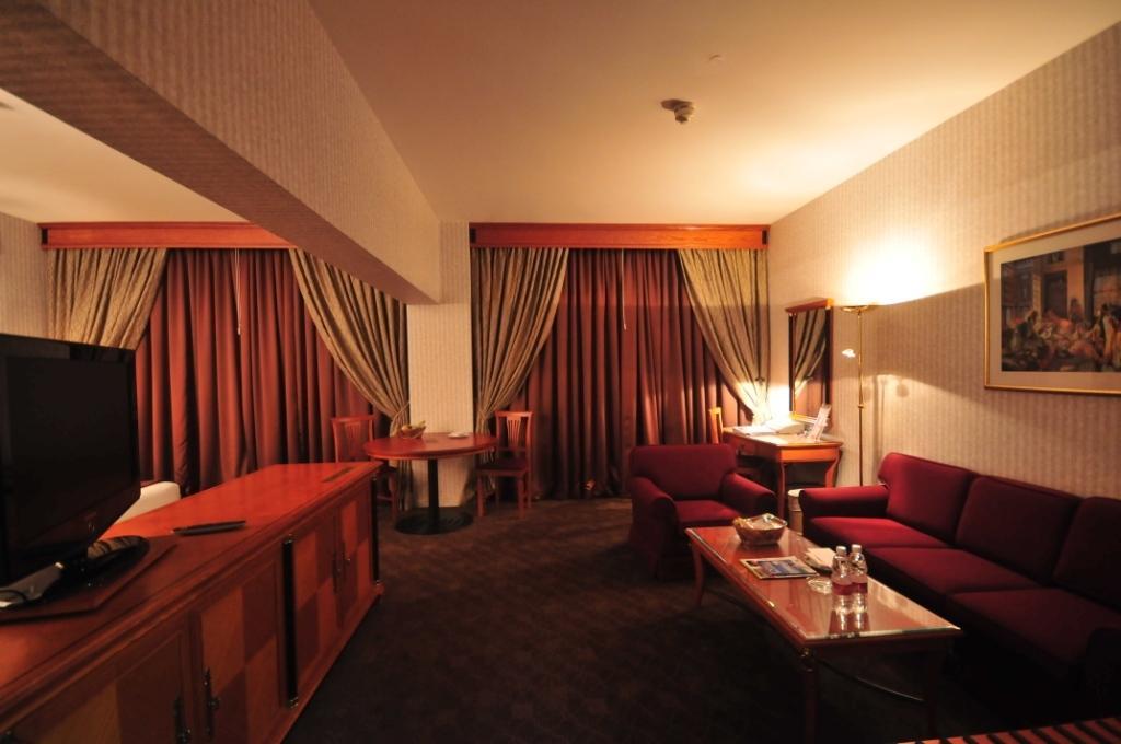 Abjad Grand Hotel Dubai Kamer foto